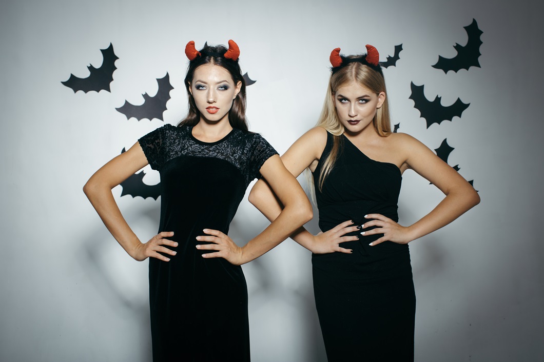 womens gothic dresses