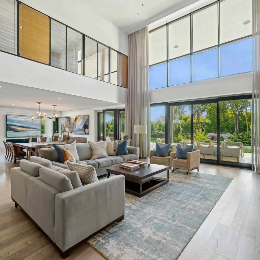 Orange County Real Estate Photography: Find Local Pros Near Me