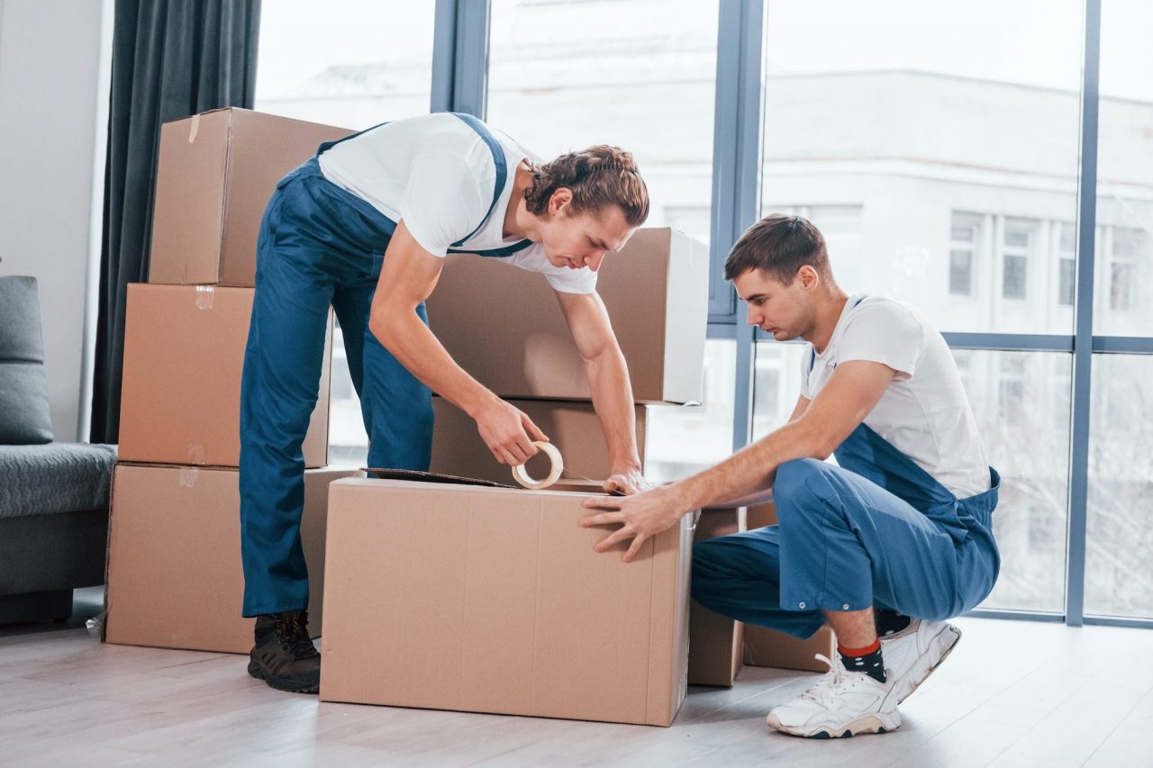 Checklist for Hiring Packers and Movers in Canada