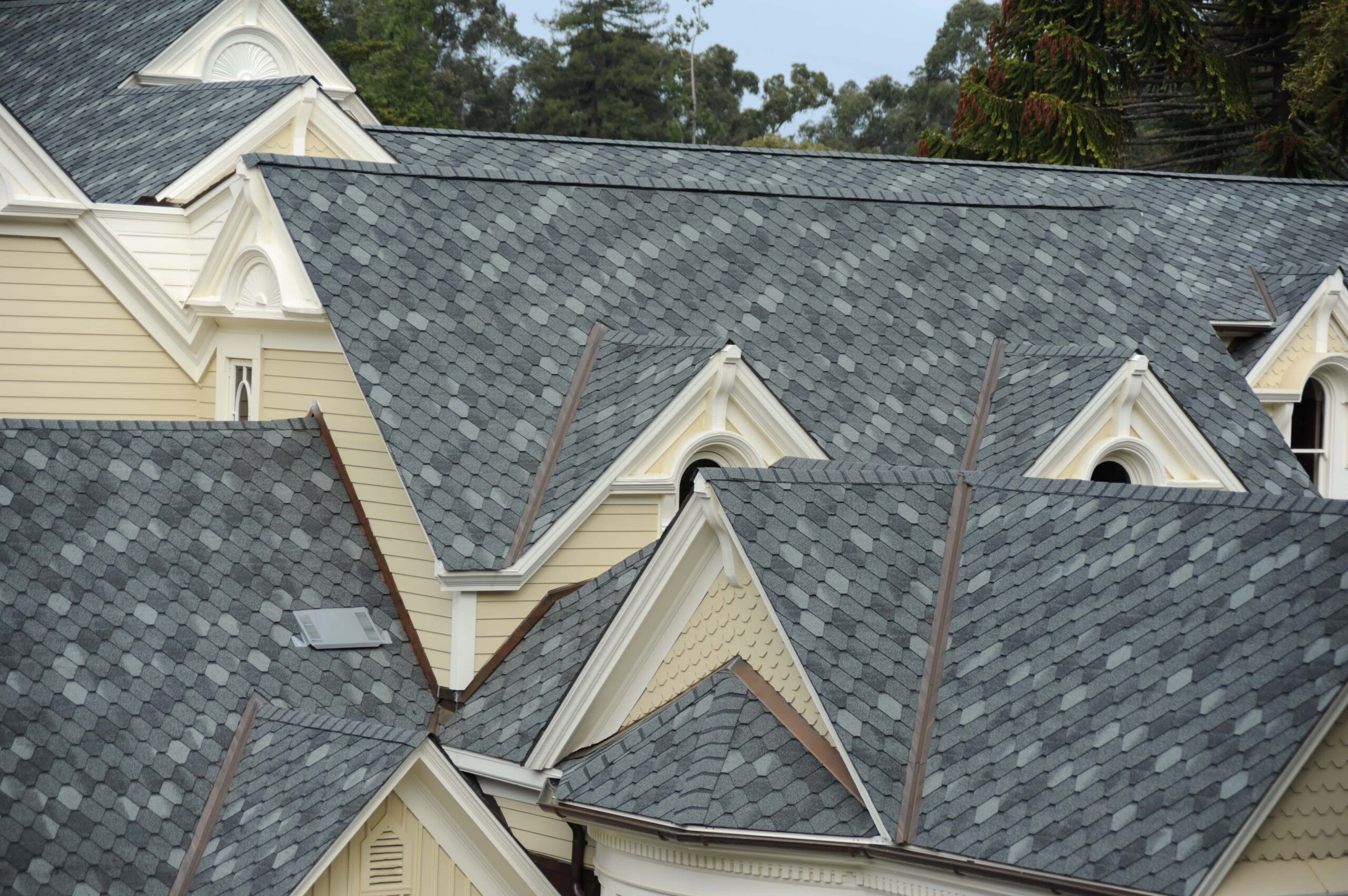 asphalt shingles roofers