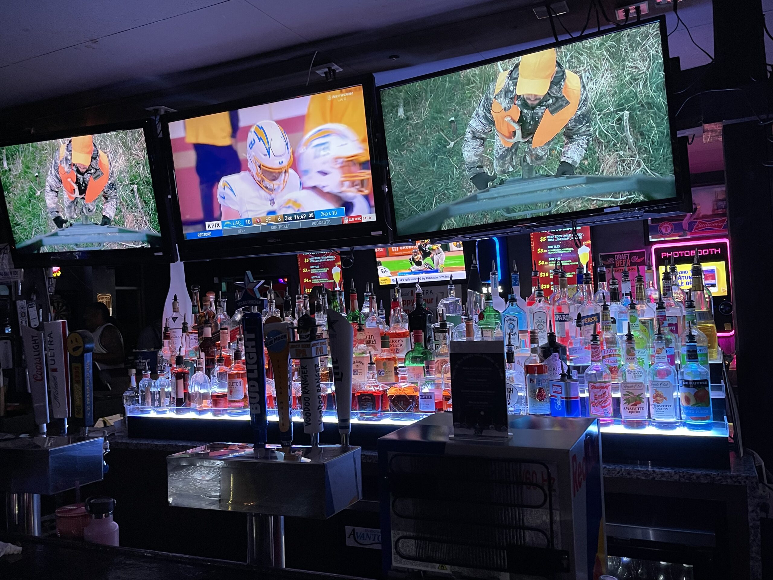 sports bar in euless