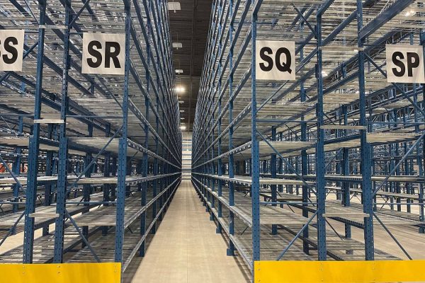 Maximizing Warehouse Space with Narrow Aisle Racking: A Smart Solution for High-Density Storage