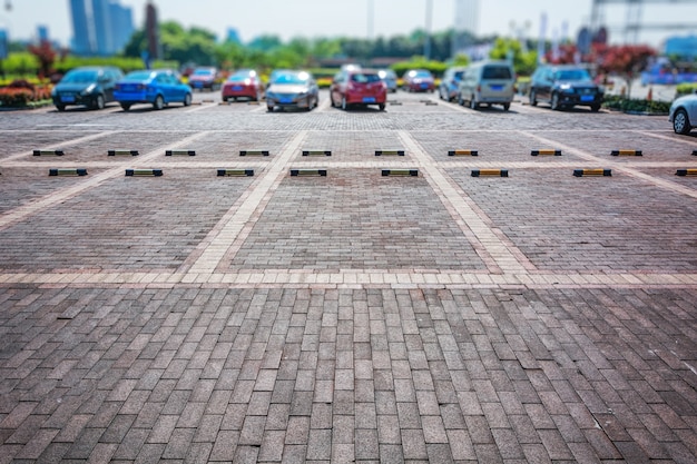 Discover the Benefits of Quality Parking Lot Paving and Driveway Construction