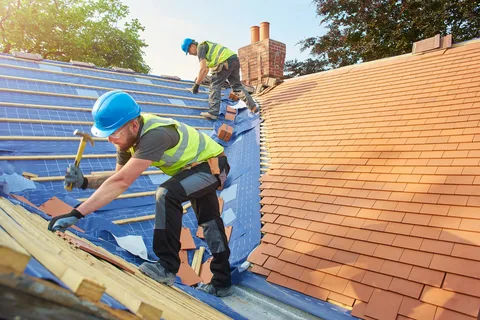 roofing and insulation contractor