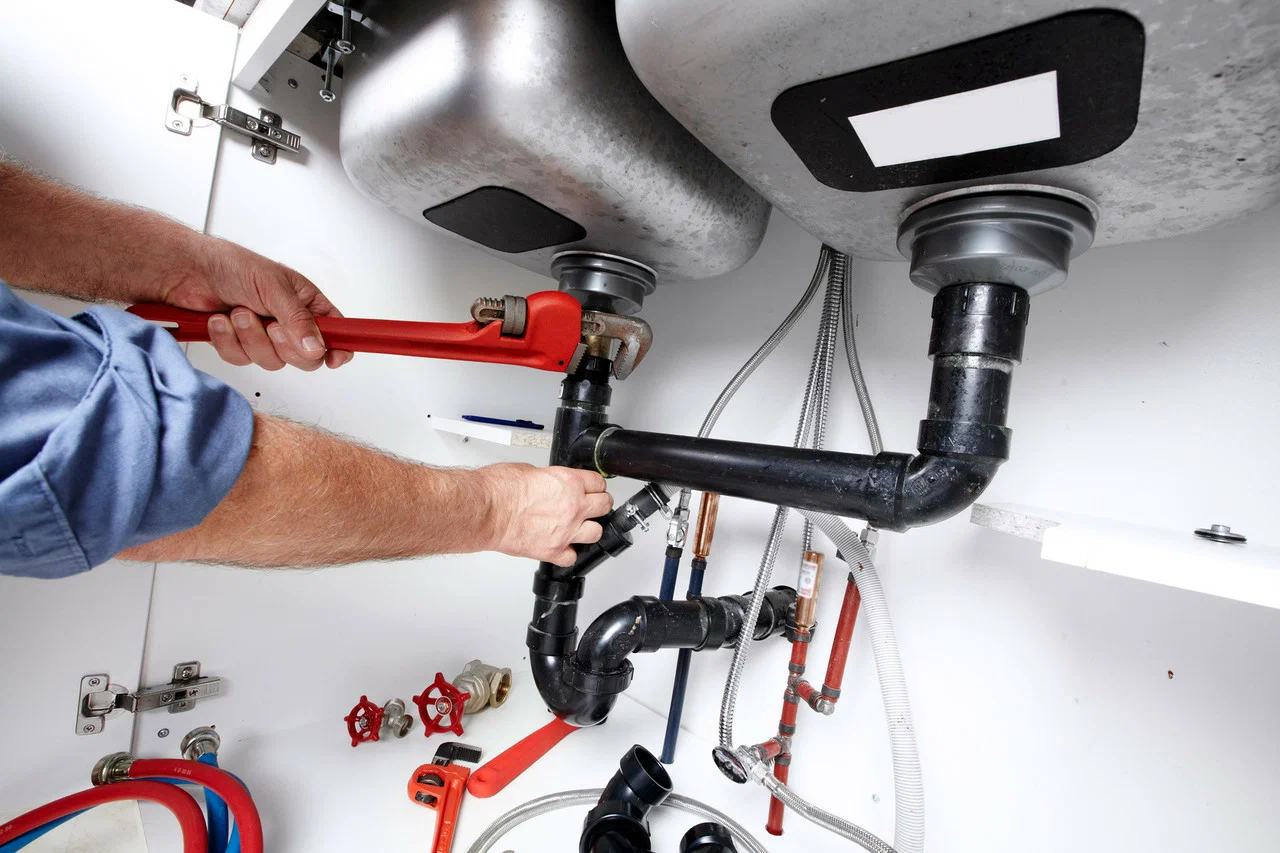 Fixing a Leaky Pipe Without Replacing: Residential Plumbing Services