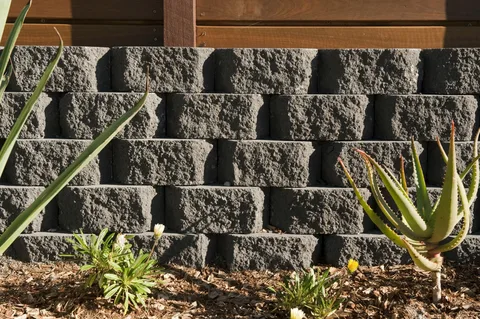 Enhancing Curb Appeal with Retaining Wall Blocks Brisbane