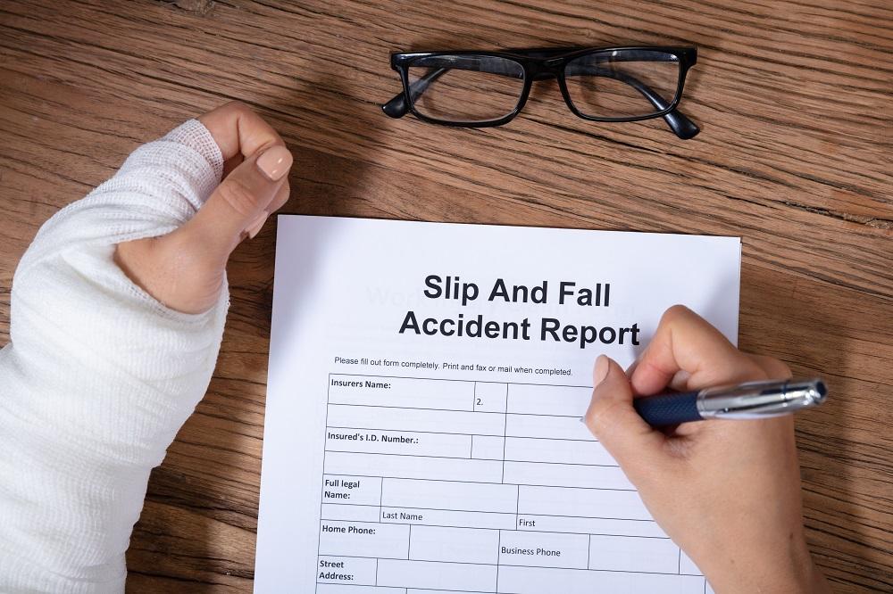 How Does a Lawyer Determine Future Medical Bills in a Slip and Fall?