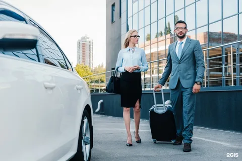 Door To Door Airport Transfers Sunshine Coast To Brisbane