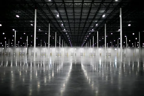 r lighting warehouse sydney