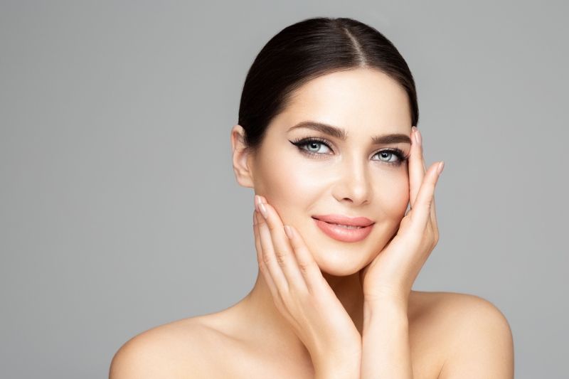 How to dermaplane at home - Dermaplane