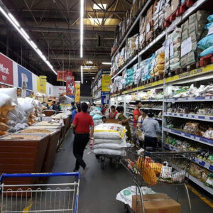 Cash and Carry Buying Strategies That Double Your Retail Margins