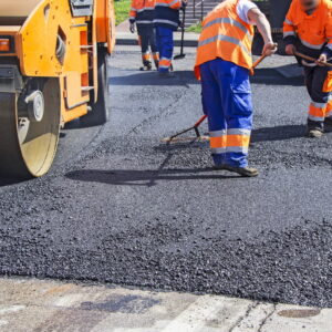 Asphalt paving